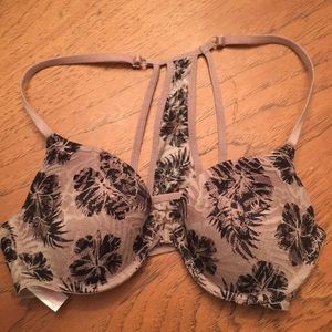 Victoria’s Secret Pink Razorback Bra 36B